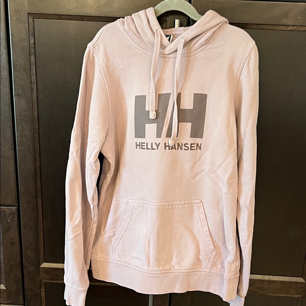 Helly Hansen Soft Purple Hoodie with Logo
EUC. Size ladies S - Picture 1 of 4